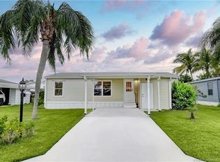 4727 SE Balsawood Ter, Stuart, FL 34997