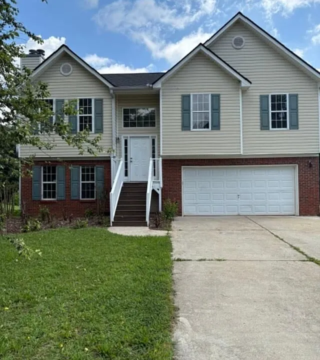 51 Hillcrest Dr
