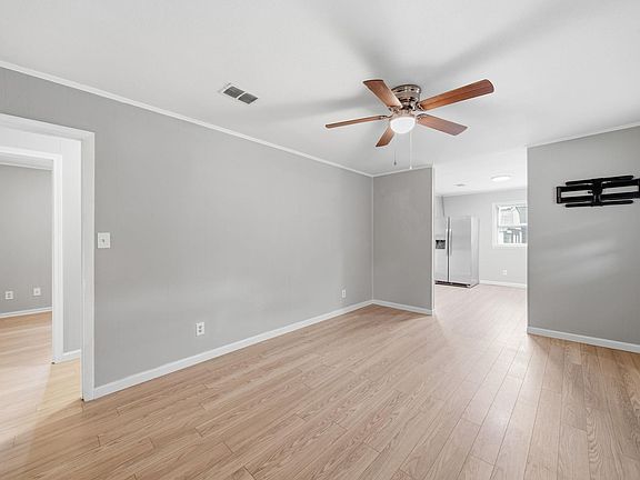 5th image of 1250 Coffey St