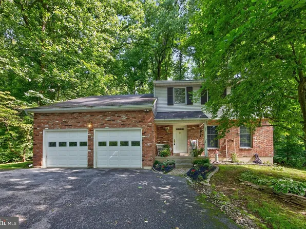 2371 Schaffer Rd, Pottstown, PA 19464