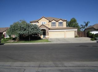 2683 Hornet Ave, Clovis, CA 93611