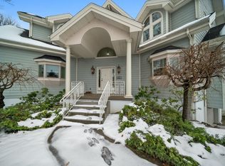 298 Niagara Point Dr, Erie, PA 16507