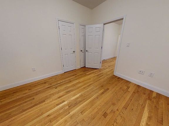 5th image of 226 E 36th St #A5