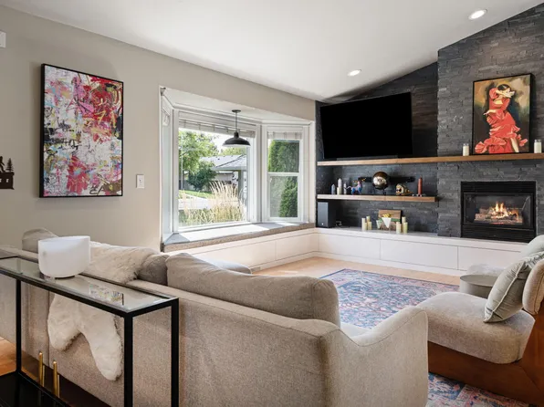2624 NE Brandon Ct, Bend, OR 97701