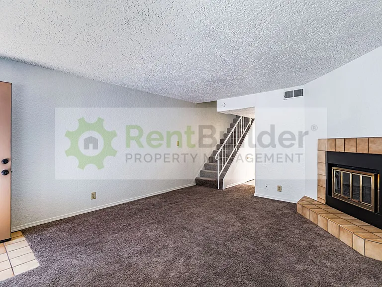 6041 Sequoia Rd NW #D10 — Photo 4