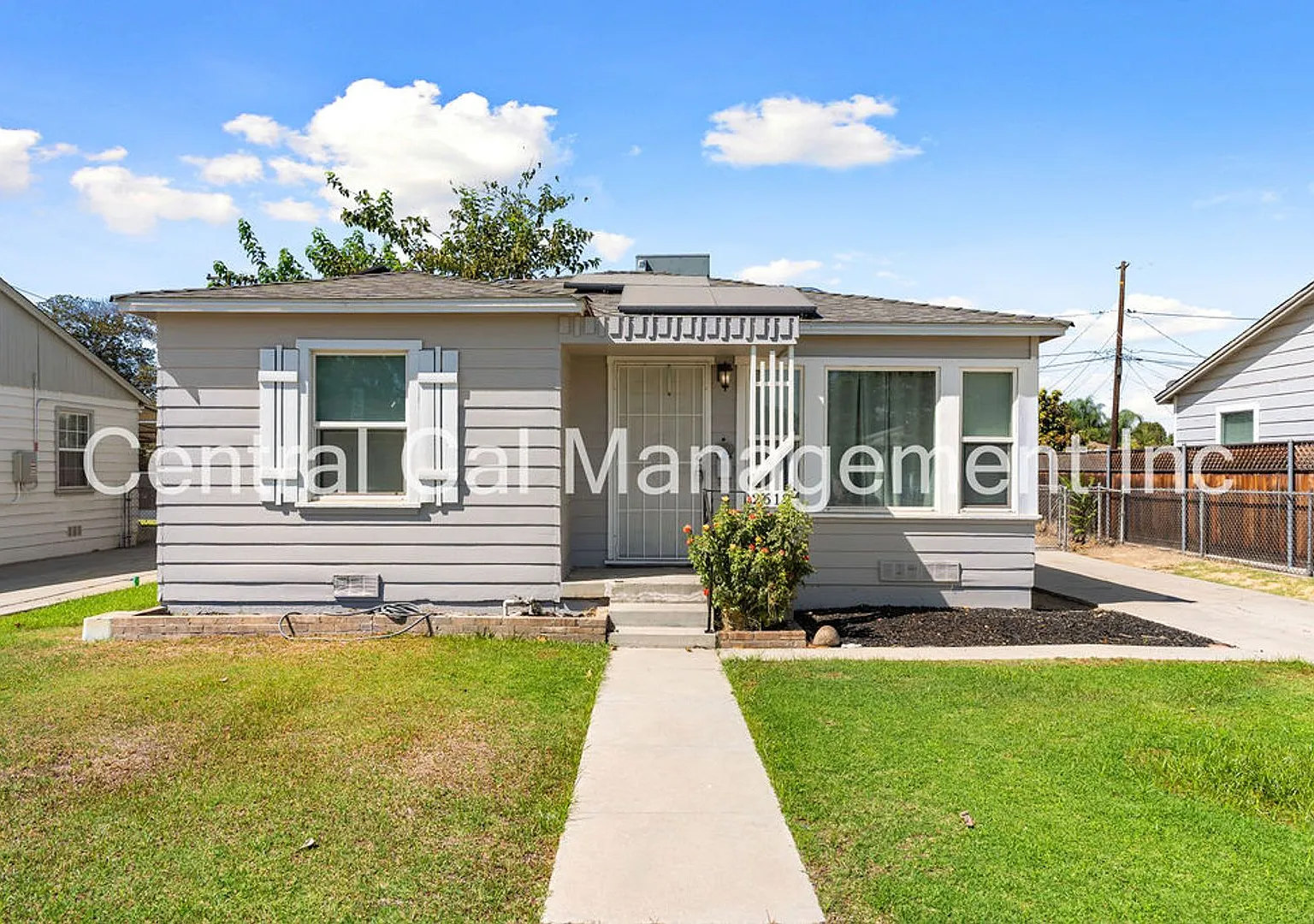 2 Bedroom/1 Bath Home with Paid Solar System - $1795 per month! — Photo 1