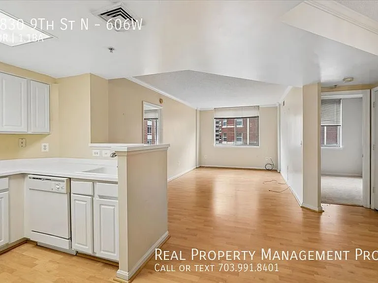 3830 9th St N #606W — Photo 3