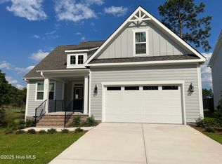637 Watauga Ln, Aberdeen, NC 28315