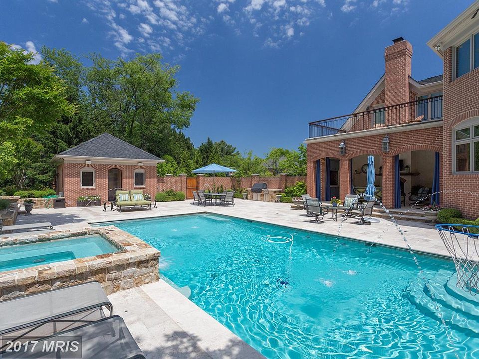 1st image of 10801 Tradewind Dr