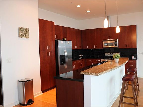 5th image of 155 S Court Ave Unit 2904