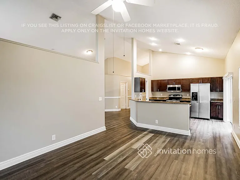 6821 NW 28th Pl — Photo 9