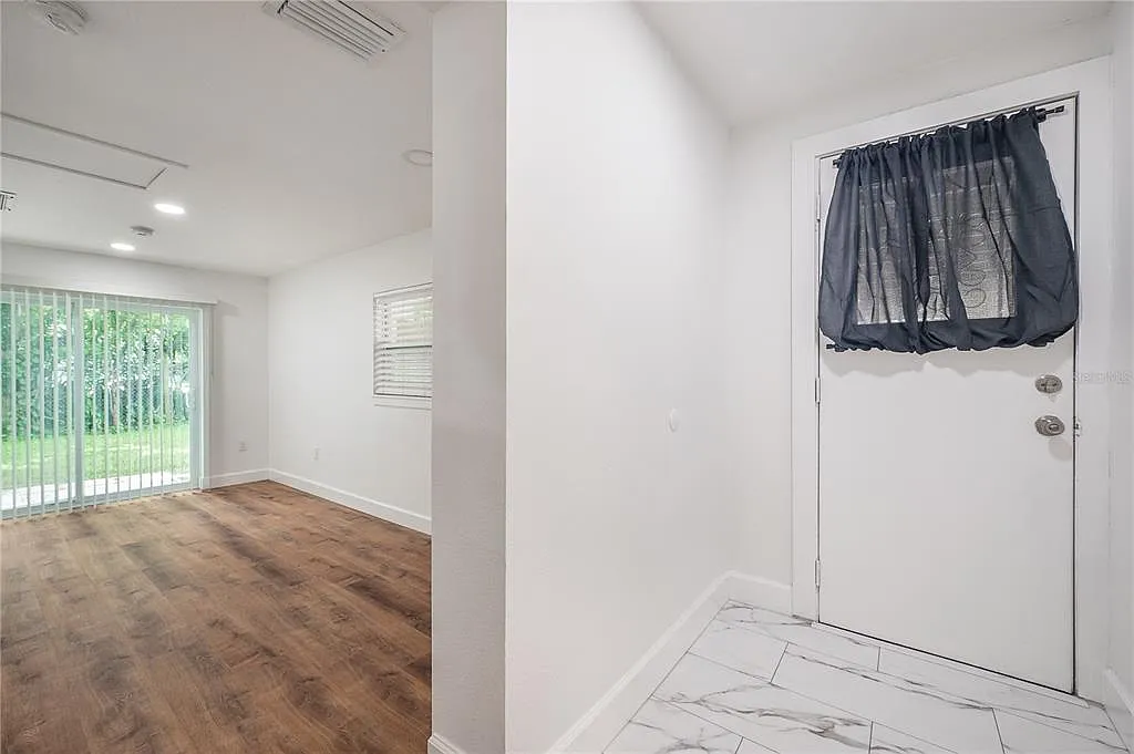 2 bed, 1.0 bath, 792 sqft, $1,500 — Photo 4