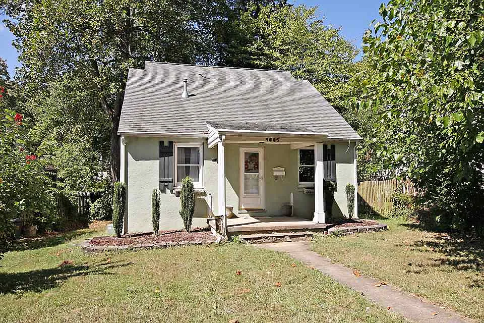 1637 Cherry Ave photo 1