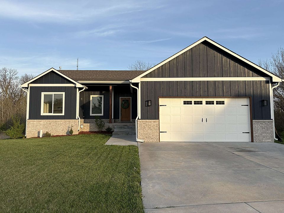 1st image of 2821 E Mantane Ct