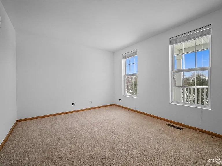 1727 Ravine Park Ln — Photo 16