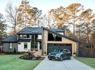 2747 Bob Bettis Rd, Marietta, GA 30066