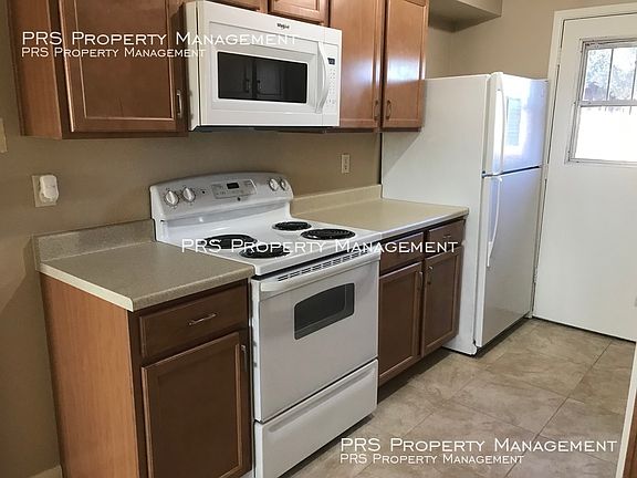 5th image of 440 E 6th Dr APT 2