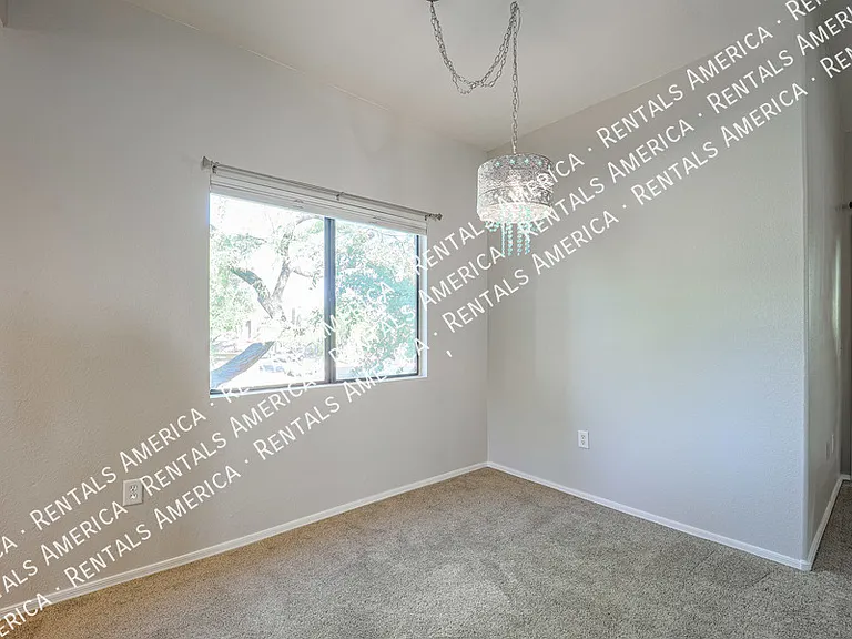 15050 N Thompson Peak Pkwy #2050 — Photo 6