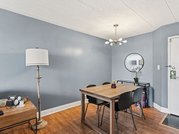 4th image of 75 Kristin Cir APT 123