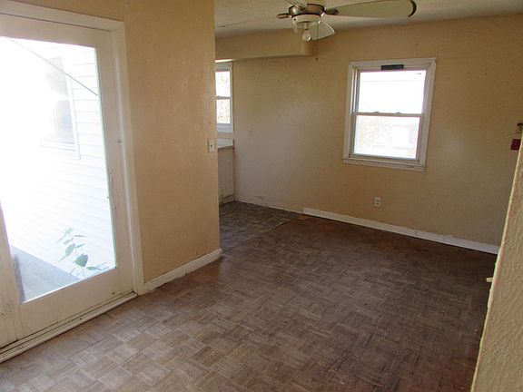 5th image of 768 Magie Ave