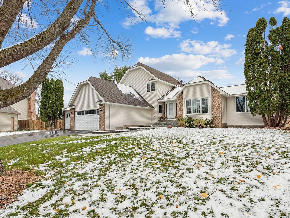 1st image of 2813 Oriole Cir