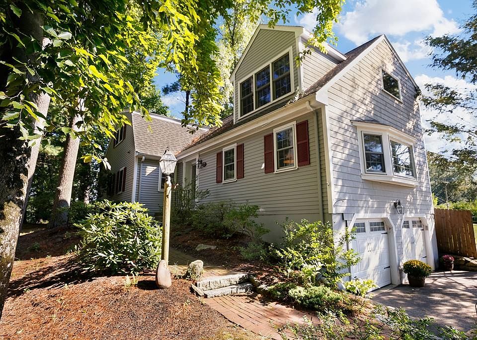 1st image of 7 Meadowview Rd