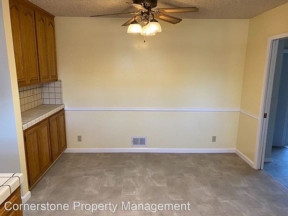 3rd image of 1264 Mary Lee Way