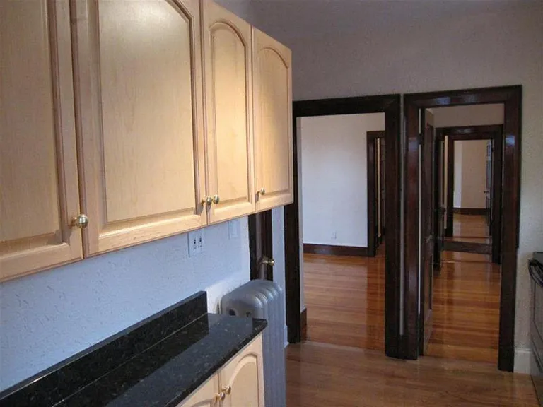 16 Chandler St — Photo 4
