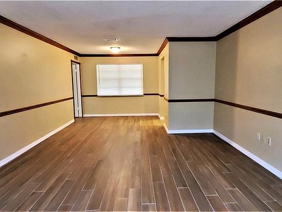 4th image of 12924 Buckhorn Dr
