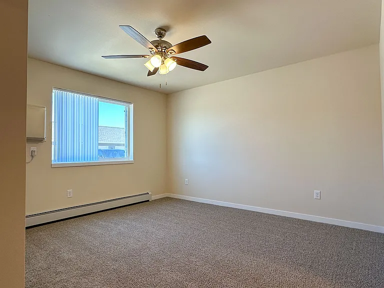 713 Caroline St — Photo 256