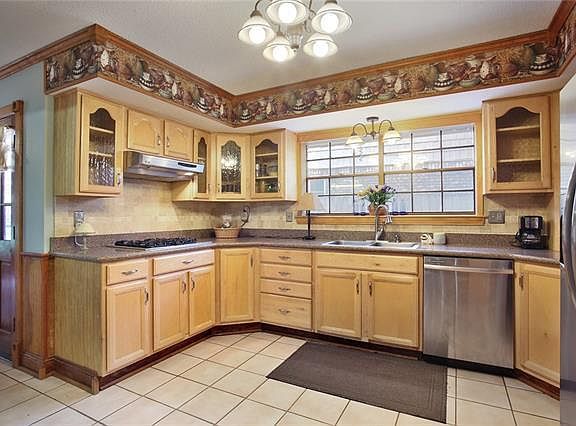 4th image of 25 Kings Canyon Dr