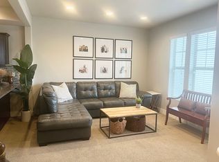 1877 W View Point Dr, Woods Cross, UT 84087