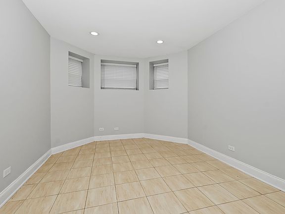 5th image of 6605 S Kimbark Ave #1