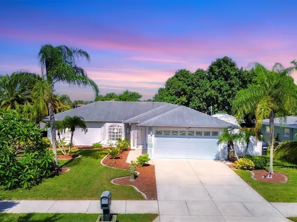 1015 Venetian Pkwy, Venice, FL 34285