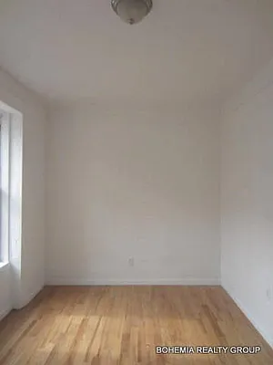 Rented by Bohemia Realty Group | media 21