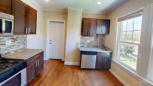 2973 Washington St #3 Photo 1