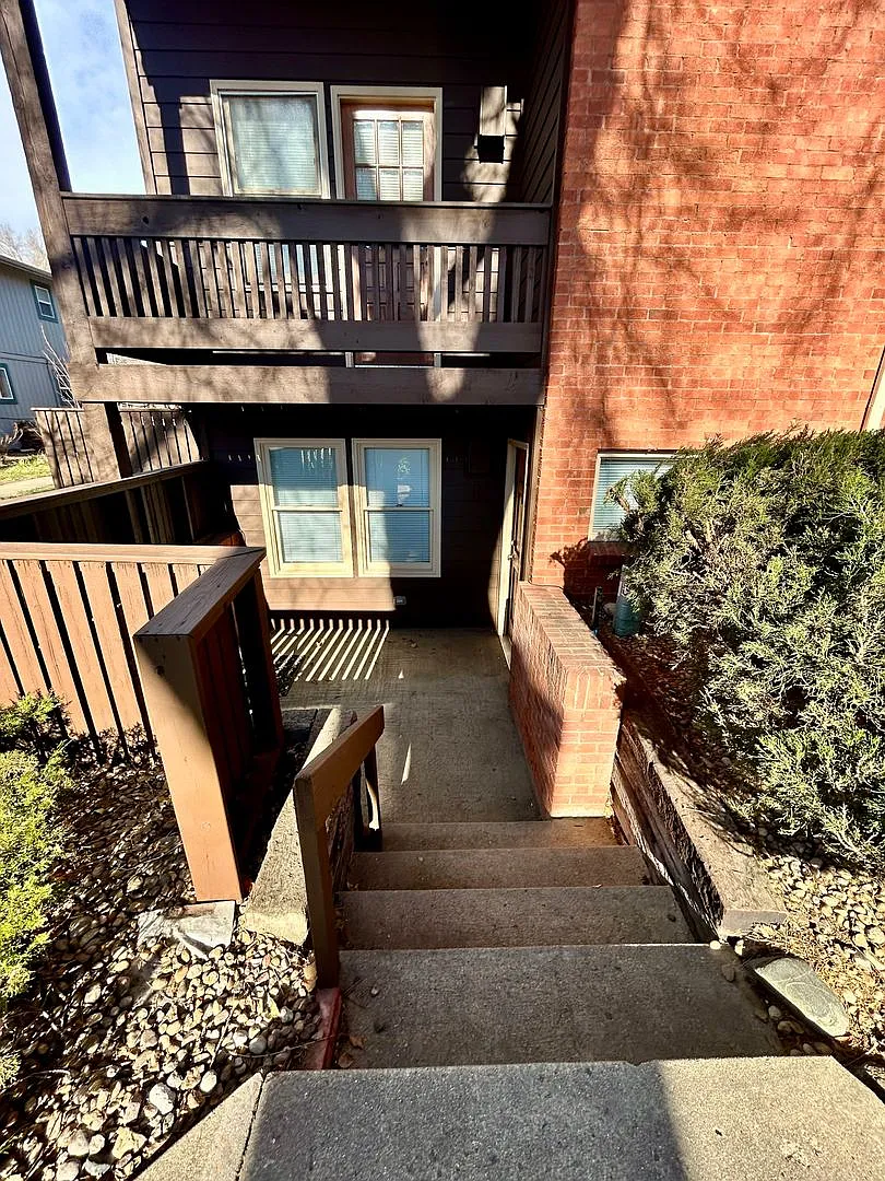 Building Photo - 2119 Spruce St #1