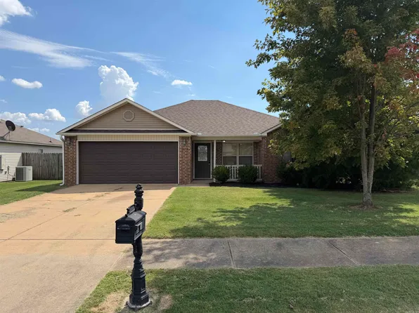 12504 Faulkner Crossing Dr, N Little Rock, AR 72117