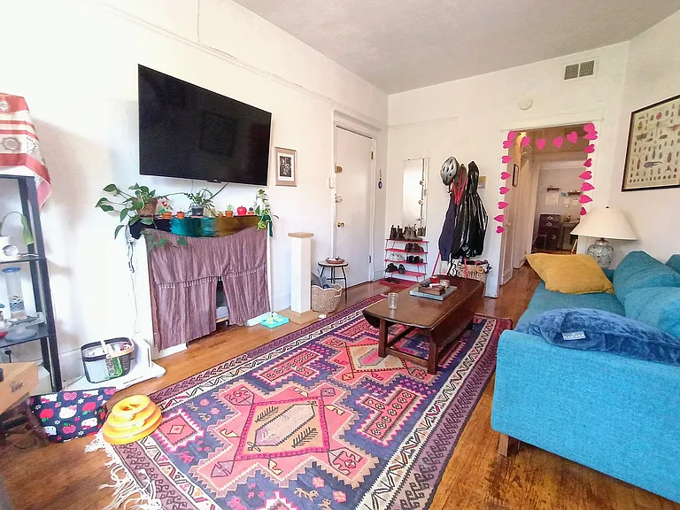 3516 N Broadway St #2 — Photo 3
