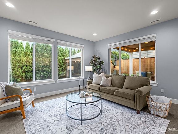 3rd image of 4109 177th Street SE