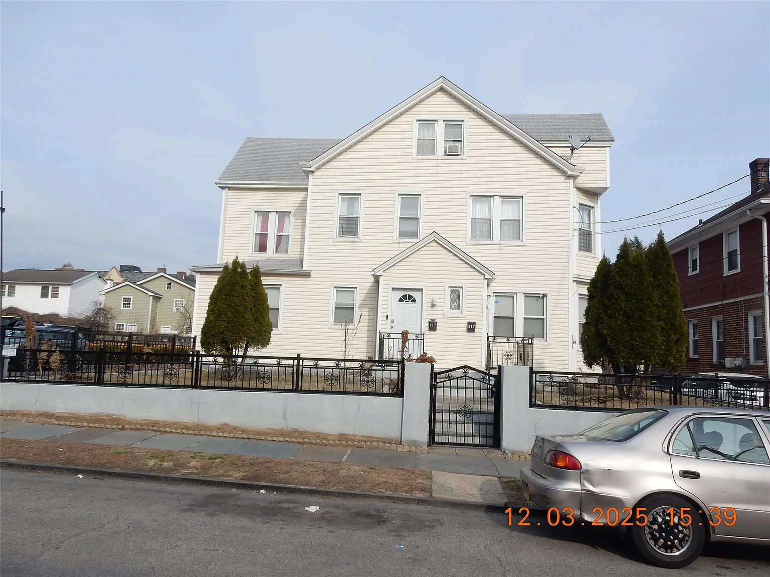 317 2nd Avenue S photo 1