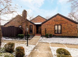 4756 Coach Rd, Upper Arlington, OH 43220