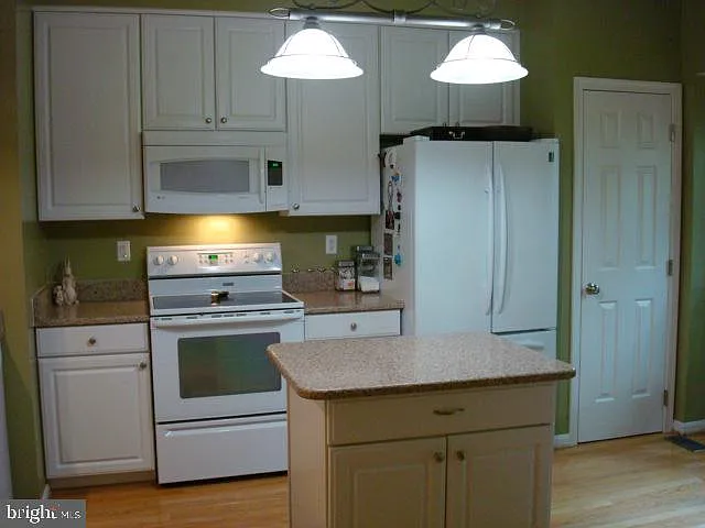 6348 Gray Sea Way — Photo 10