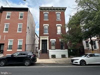 957 N 5th St, Philadelphia, PA, 19123