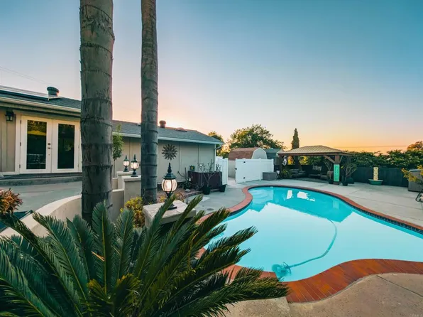 8635 La Butte Ln, Santee, CA 92071