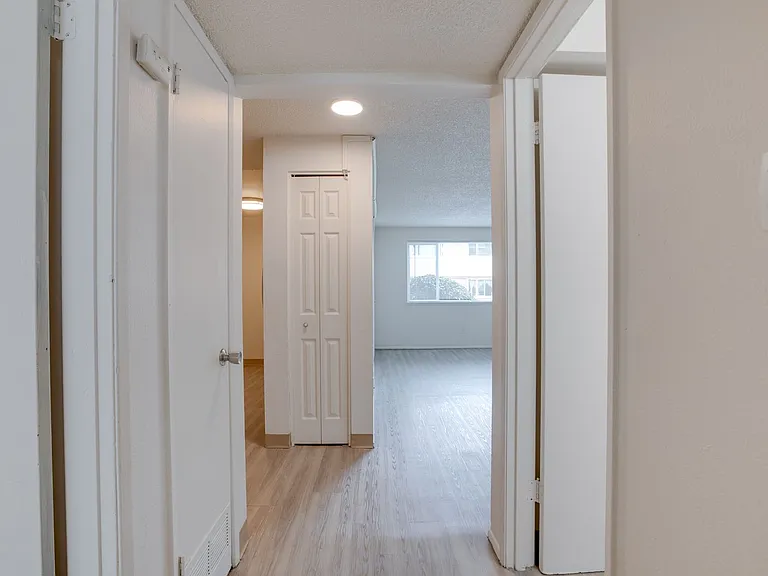 VILLAGE VICTORIAN APARTMENTS - YOUR HOME IS HERE! - UP TO 4 WEEKS FREE! — Photo 30