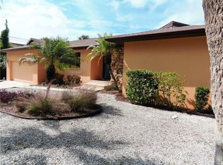 2478 N Beach Rd, Englewood, FL 34223