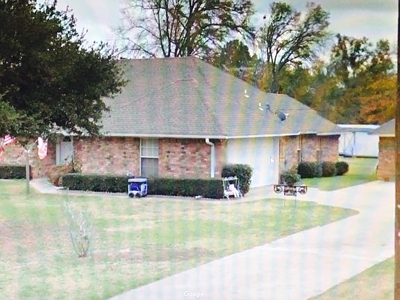 4th image of 426 Hollybrook Dr