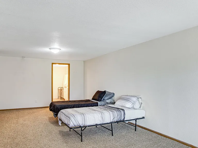 1606 Northbrook Dr — Photo 18
