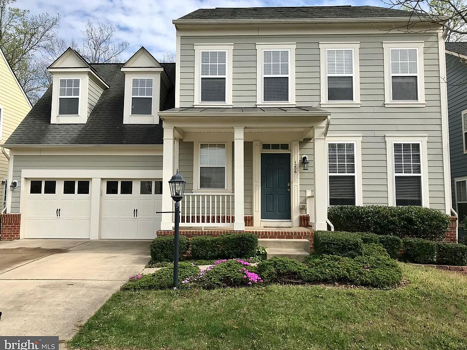 2nd image of 1206 Wright Ct
